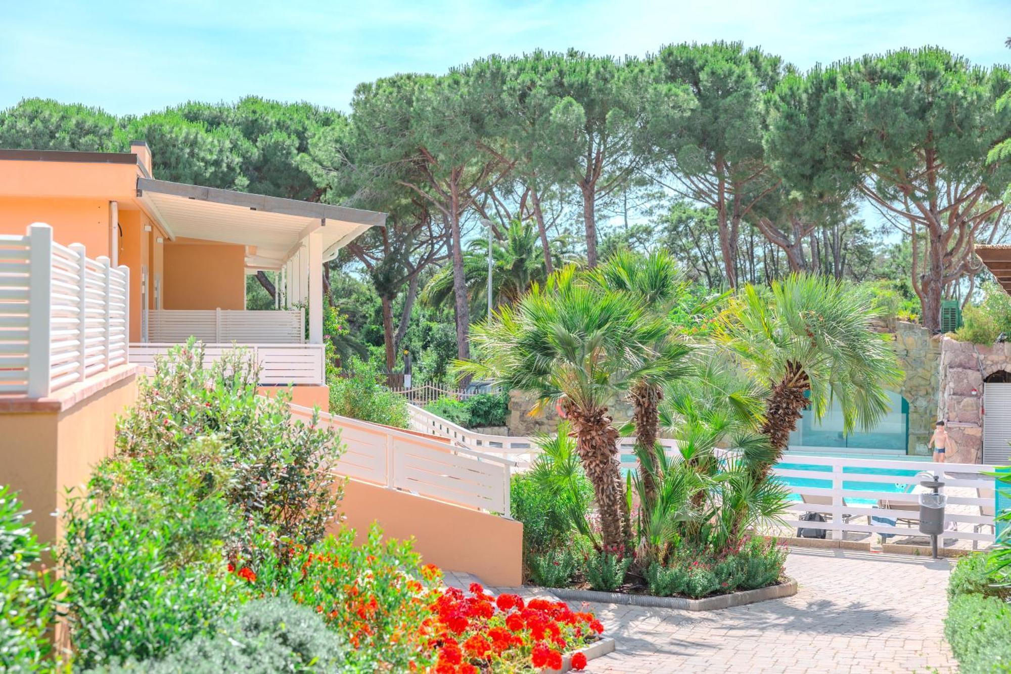 Tuscany Hotel Alle Dune Marina di Castagneto Carducci Esterno foto